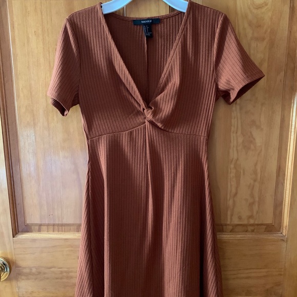 Forever 21 Dresses & Skirts - amber F21 knotted dress